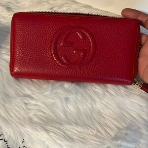 Gucci Crimson Leather Zip Wallet